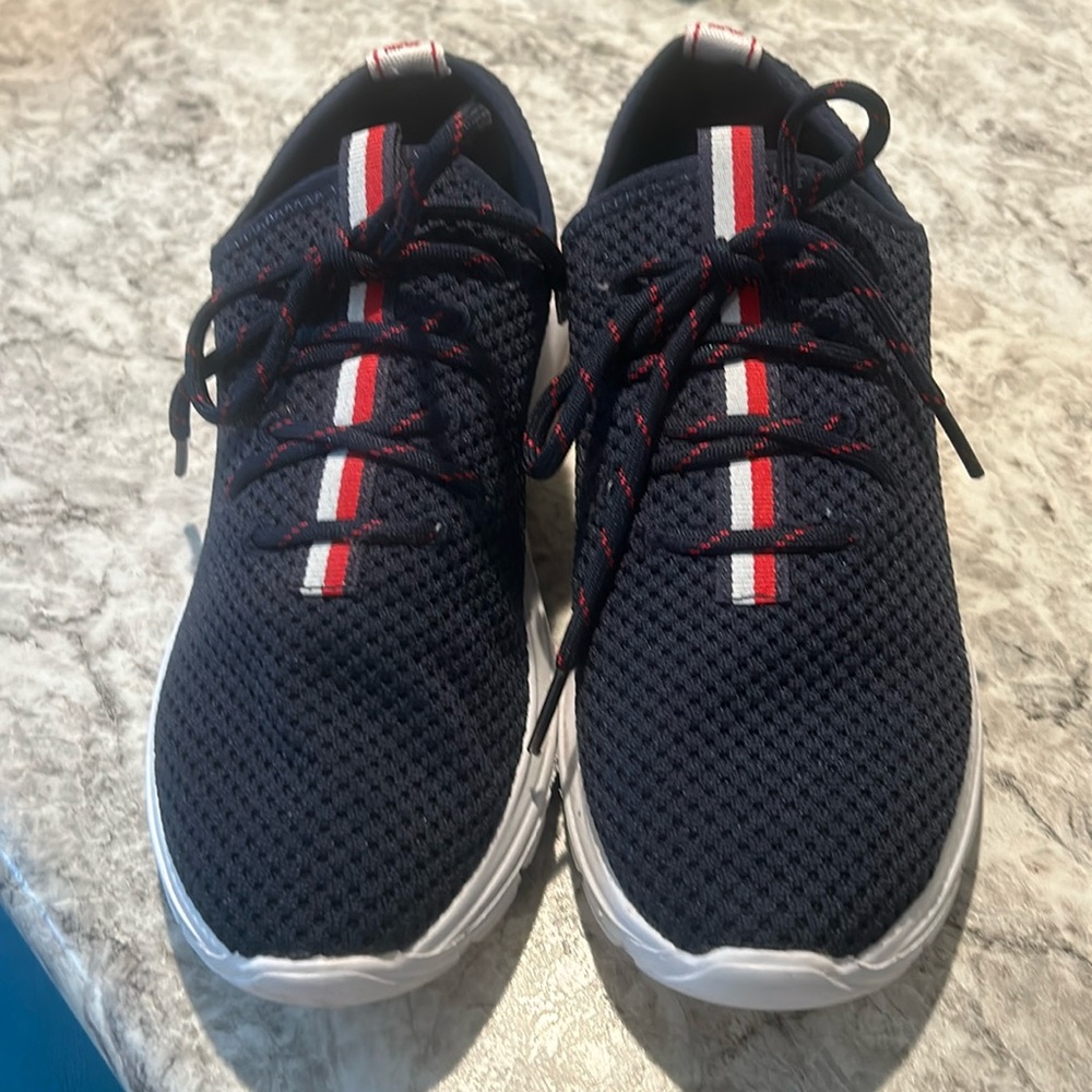 Tommy Hilfiger size 7.5 Ladies Sneakers (red, white, blue)